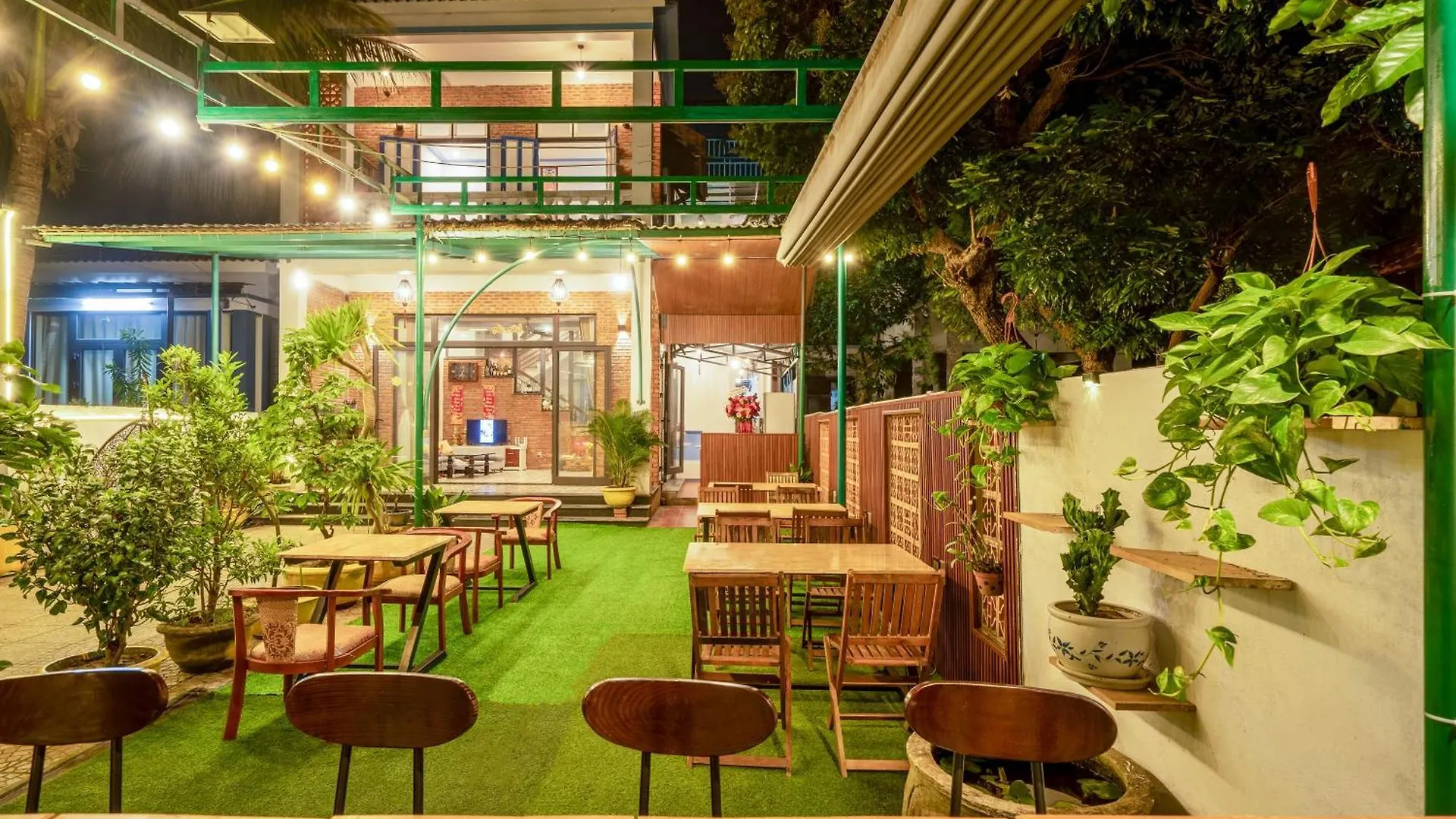 Homestay Riverside Dorm And Restaurant Hoi An Vietnam