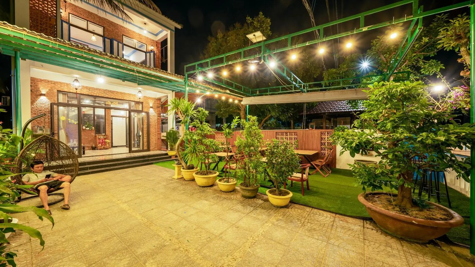 Riverside Dorm And Restaurant Hoi An Homestay